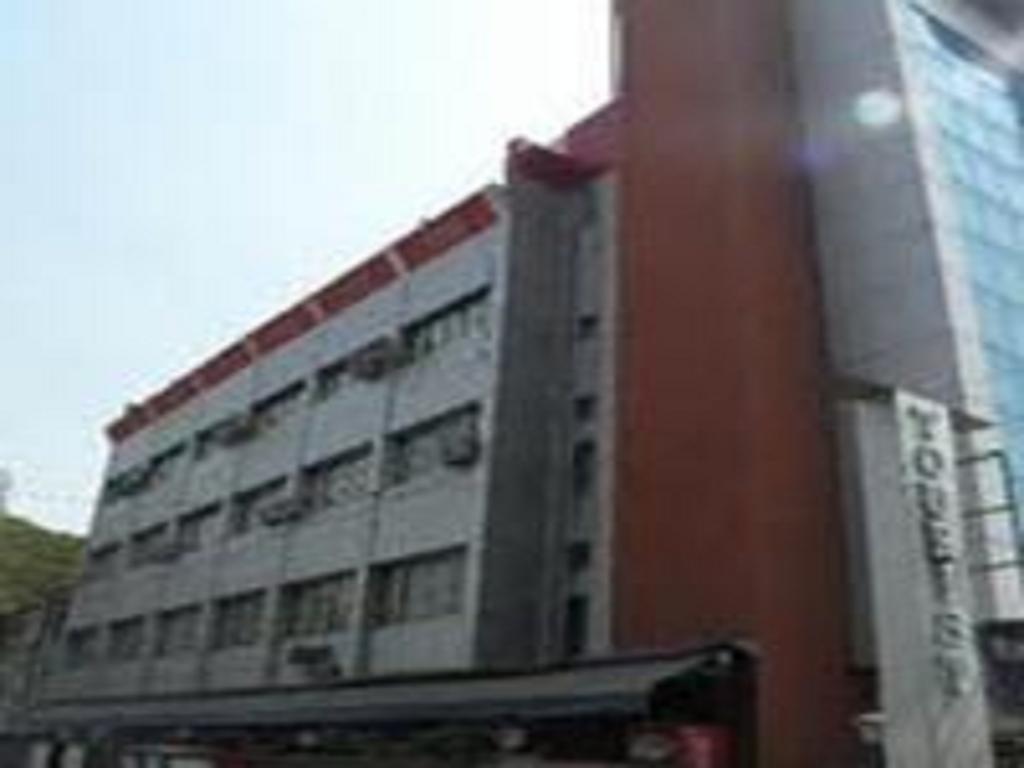 Hotel Tourist International Pune Zewnętrze zdjęcie